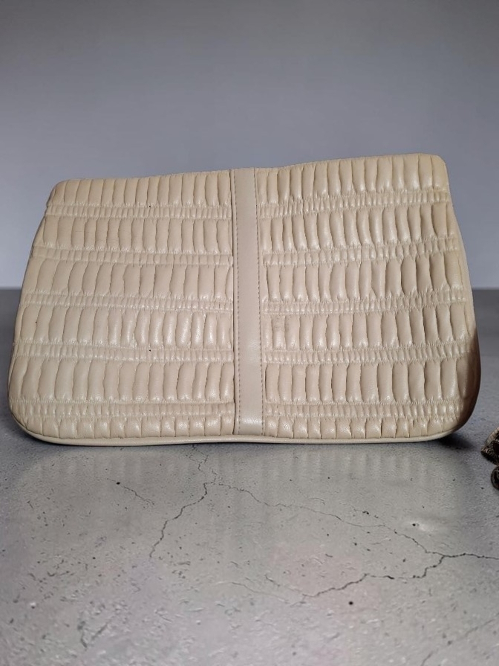 Quilted Leather Cream Vintage Clutch Pouchette 12x8 - Picture 1 of 9